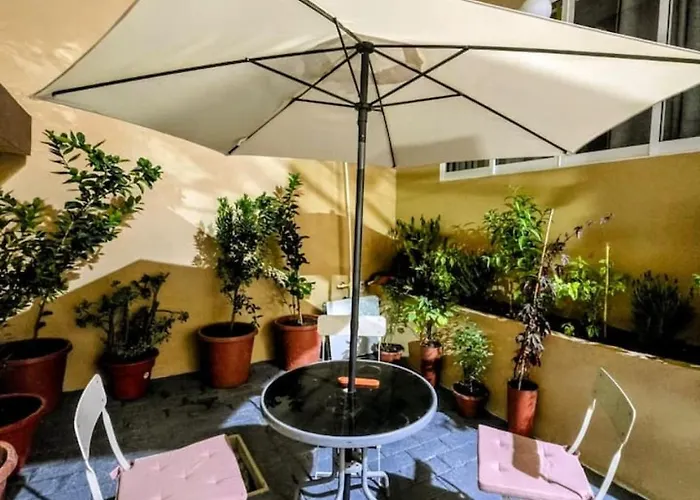 Rosa Familiar Hasta 6 Huéspedes Amplia, Céntrica, Con Cocineta Y Baño Privado